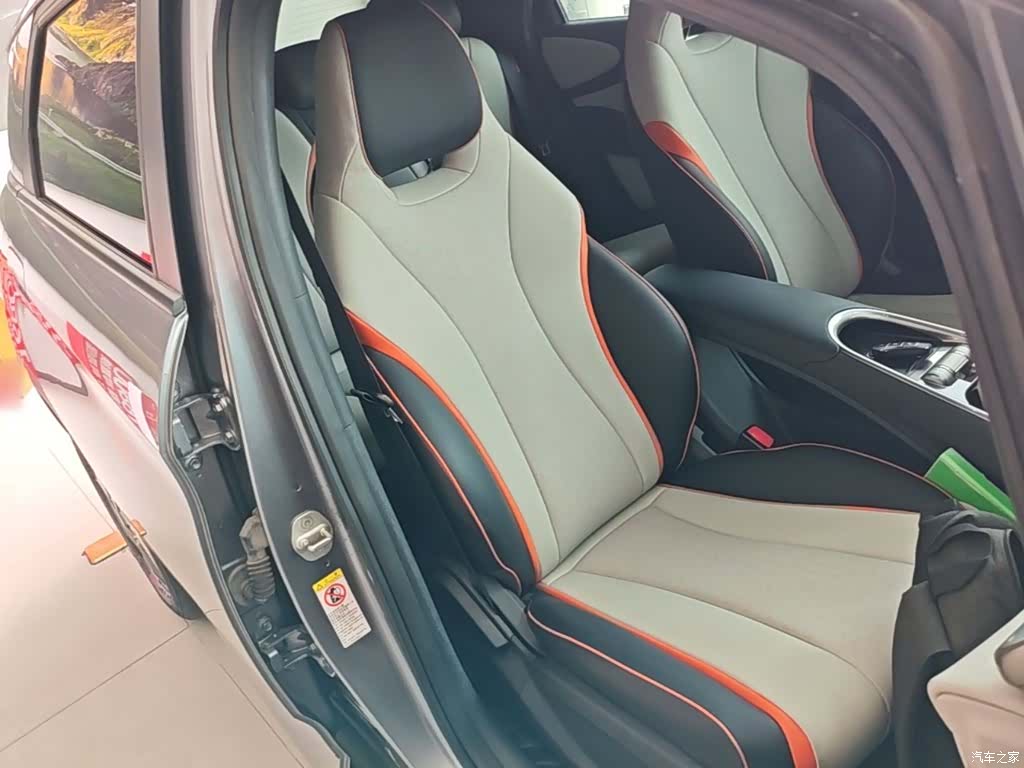 BYD Dolphin, 2023 25