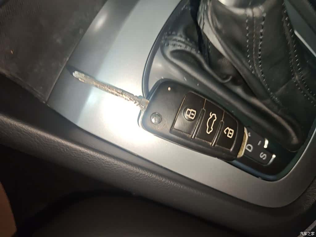 Audi Q3, 2018 9