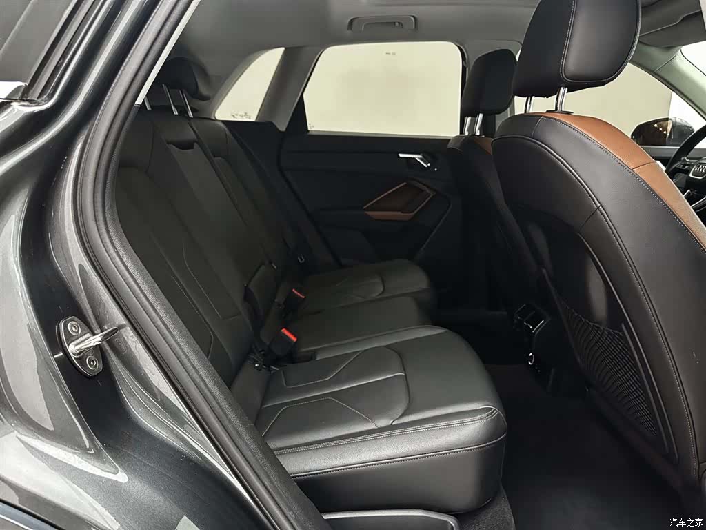 Audi Q3, 2022 23