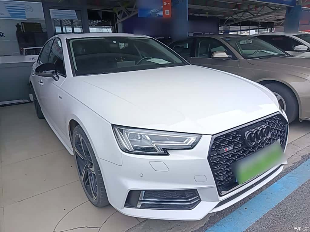 Audi A4L, 2018 4