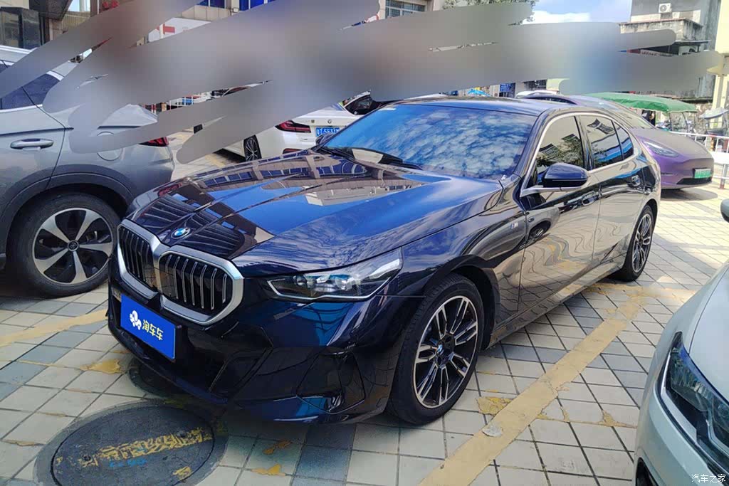 BMW 5 Series, 2025 1