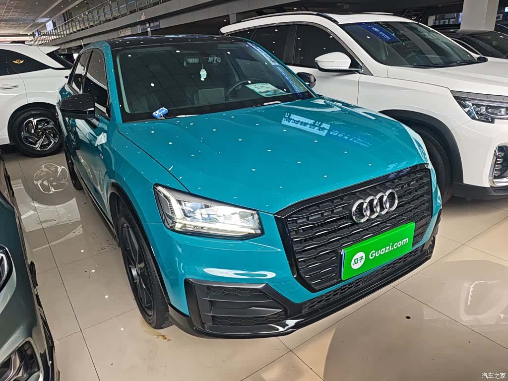 Audi Q2L, 2020 22