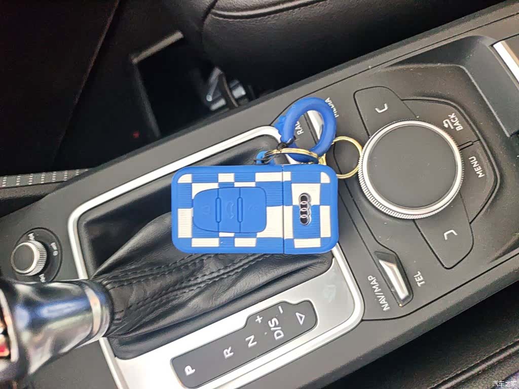Audi Q2L, 2020 17