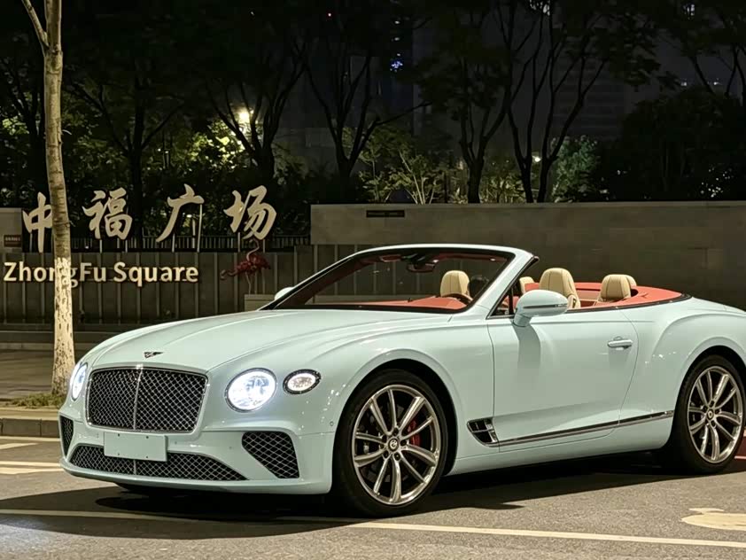 Bentley Continental 2020, фото 1