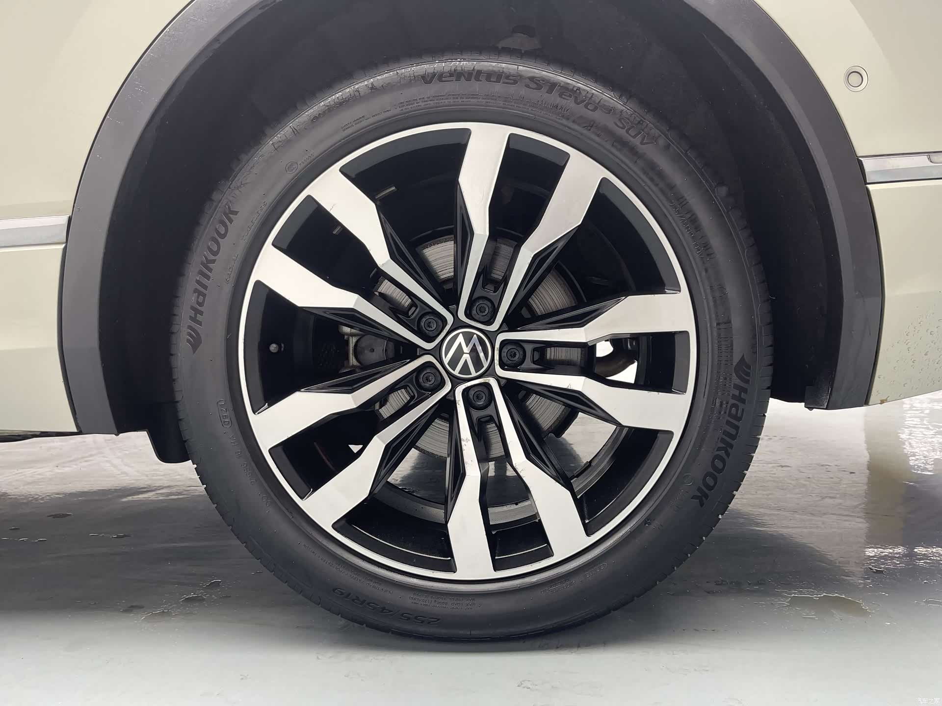 Volkswagen Tiguan L, 2021 13