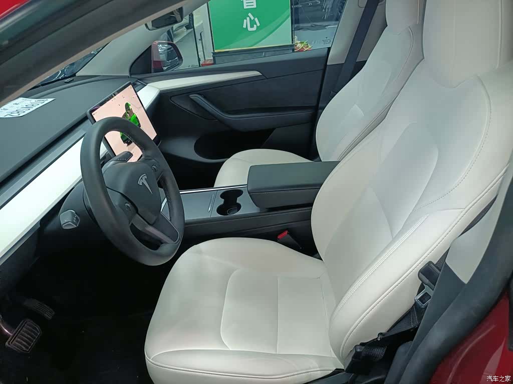 Tesla Model Y, 2022 15