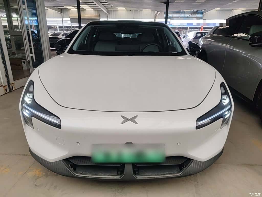 Xpeng Mona M03, 2025 3