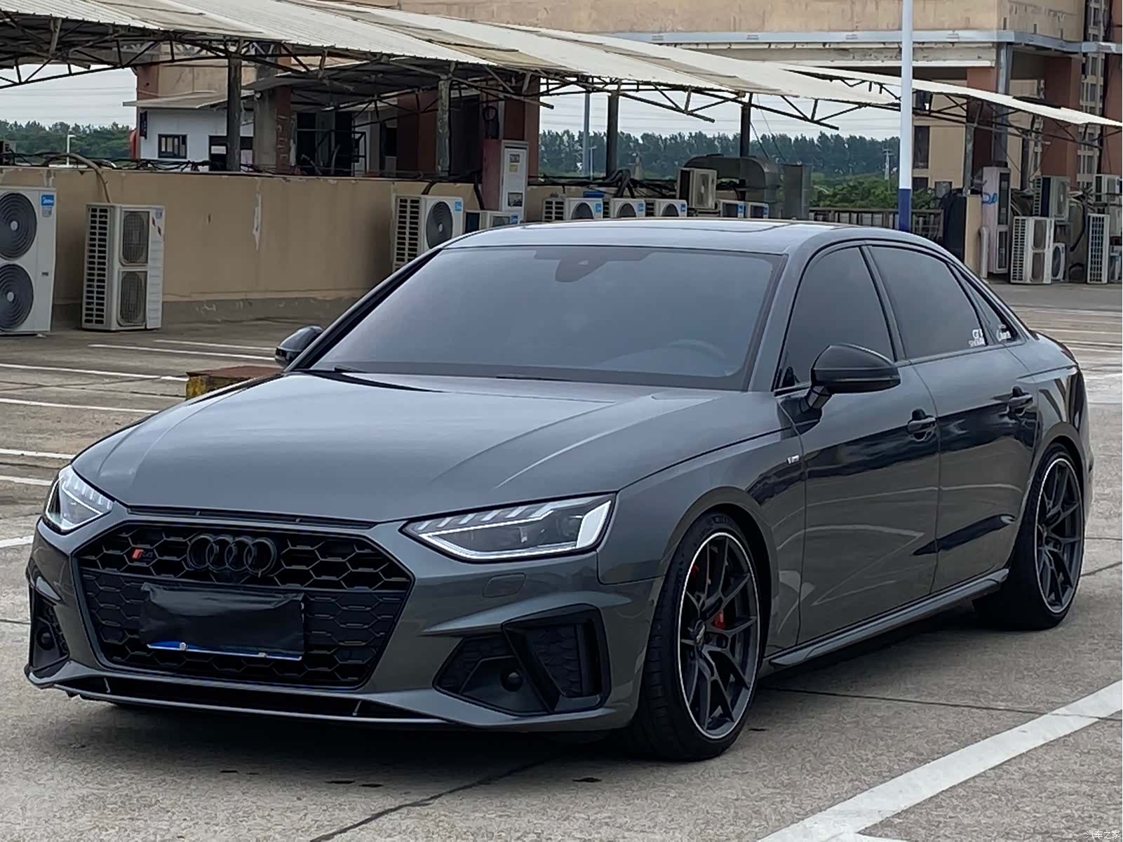 Audi A4L, 2022 1