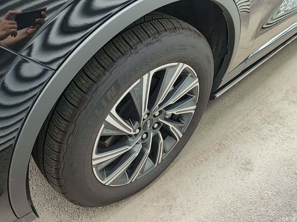 Lincoln Aviator, 2025 23