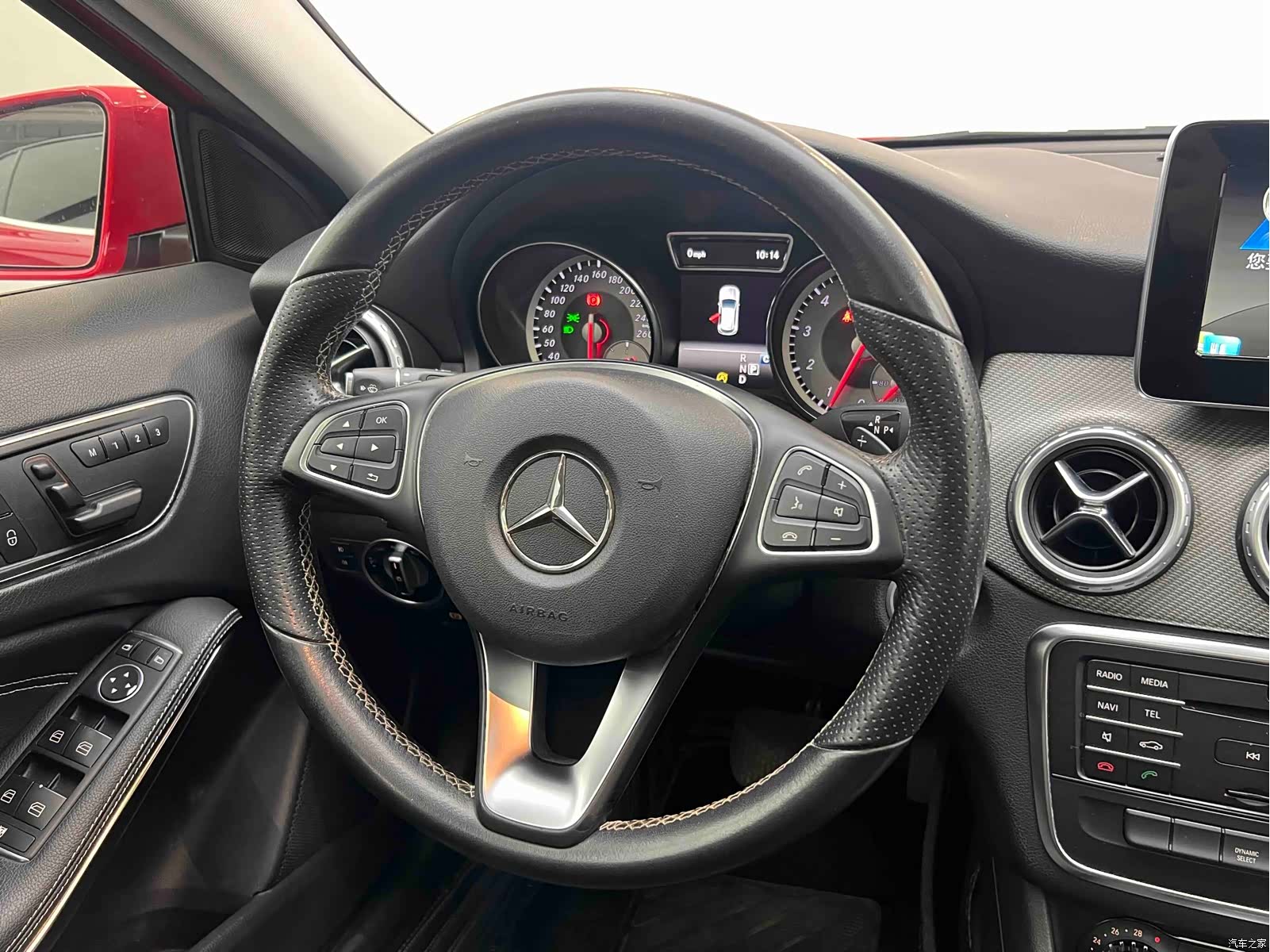 Mercedes-Benz GLA, 2016 12