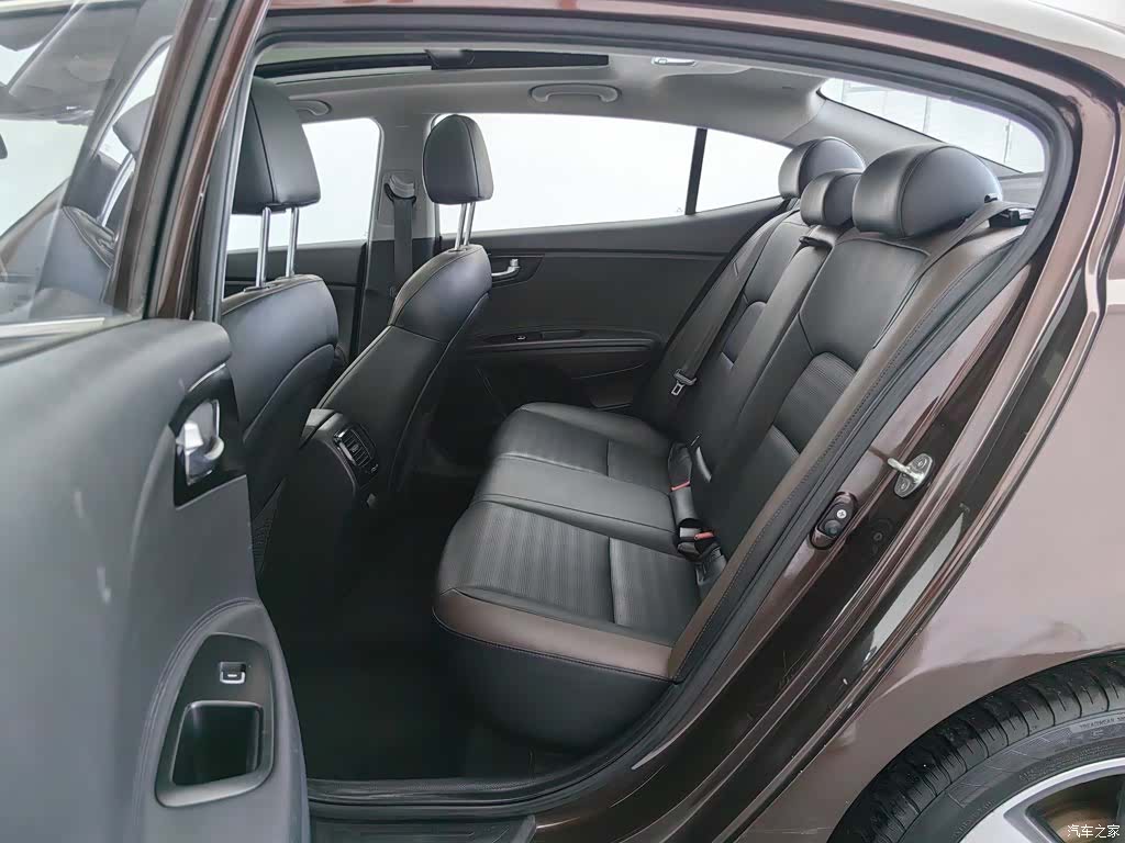 Kia GLS, 2018 15