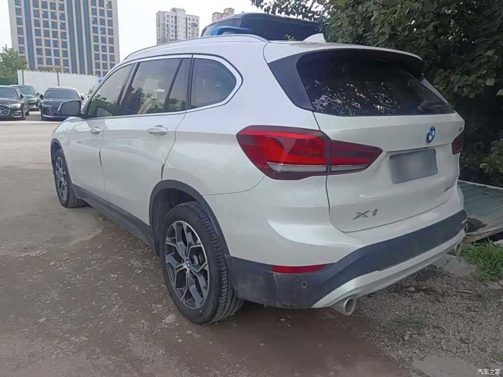 BMW X1, 2020 все фото