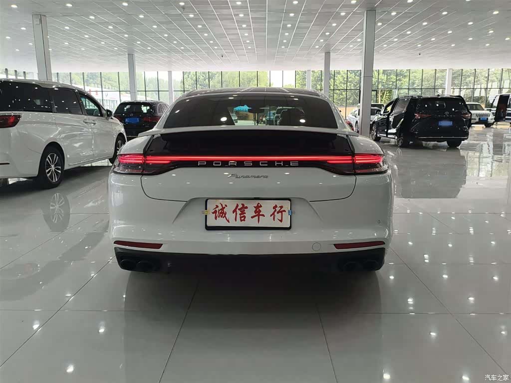 Porsche Panamera, 2022 15