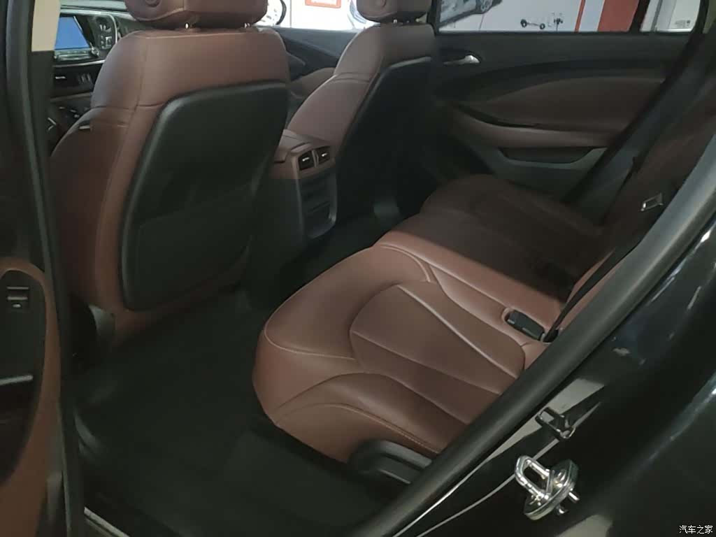 Buick Envision Plus, 2015 13