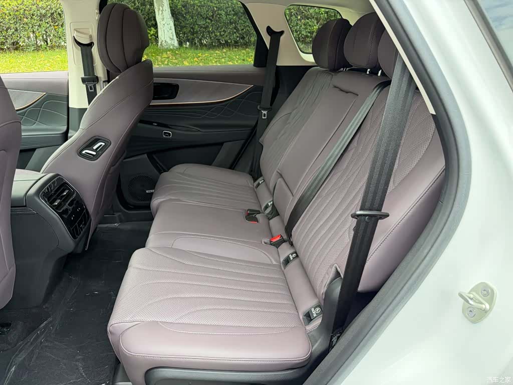 Chery Tiggo 9, 2025 12
