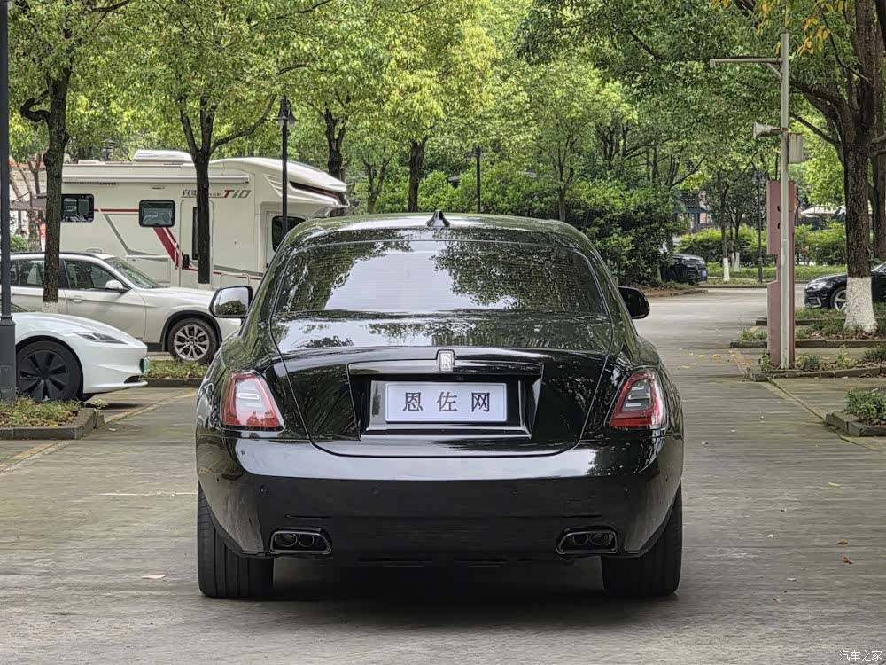 Rolls-Royce Ghost, 2023 9