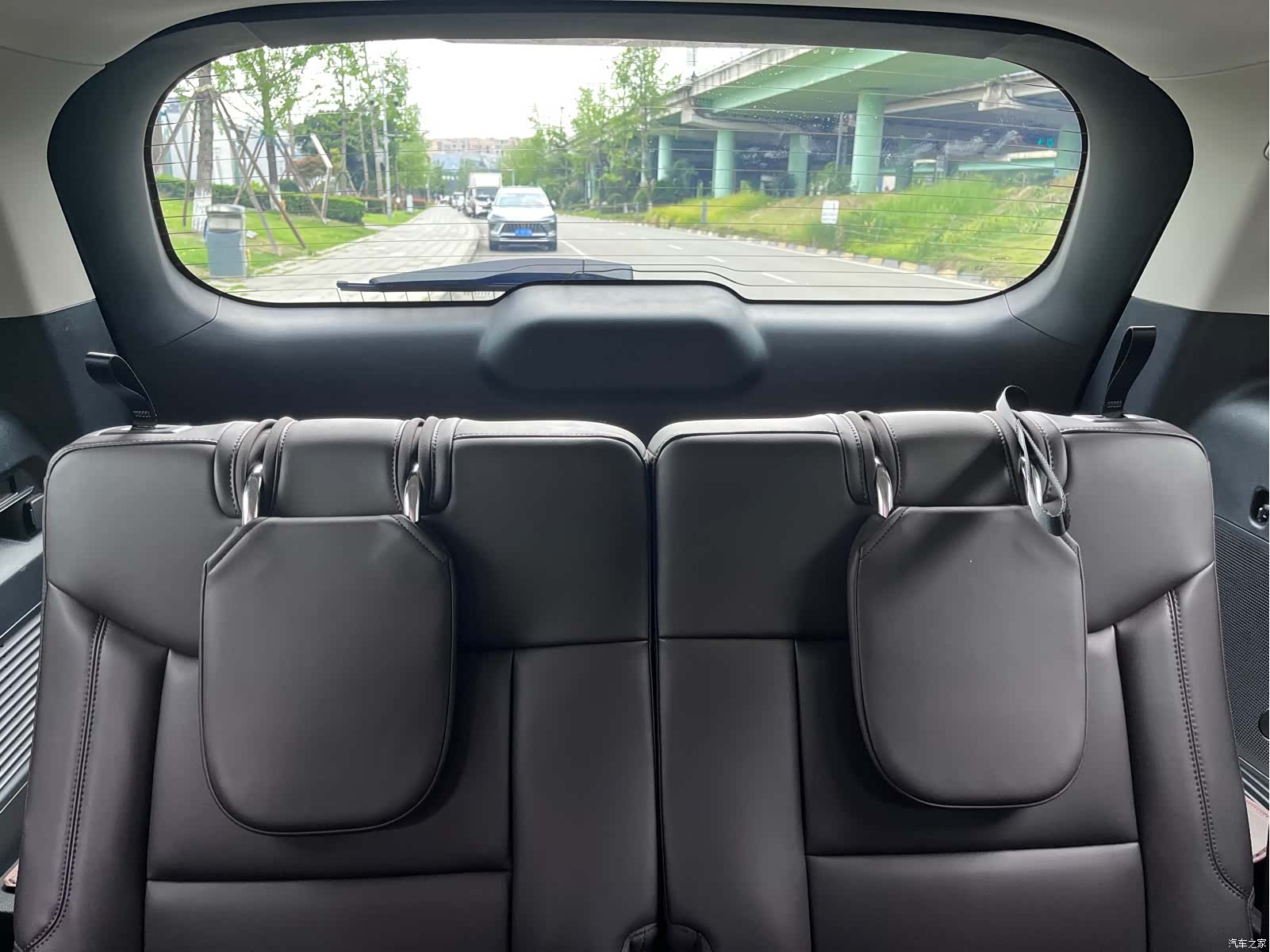 Ford Explorer, 2025 17