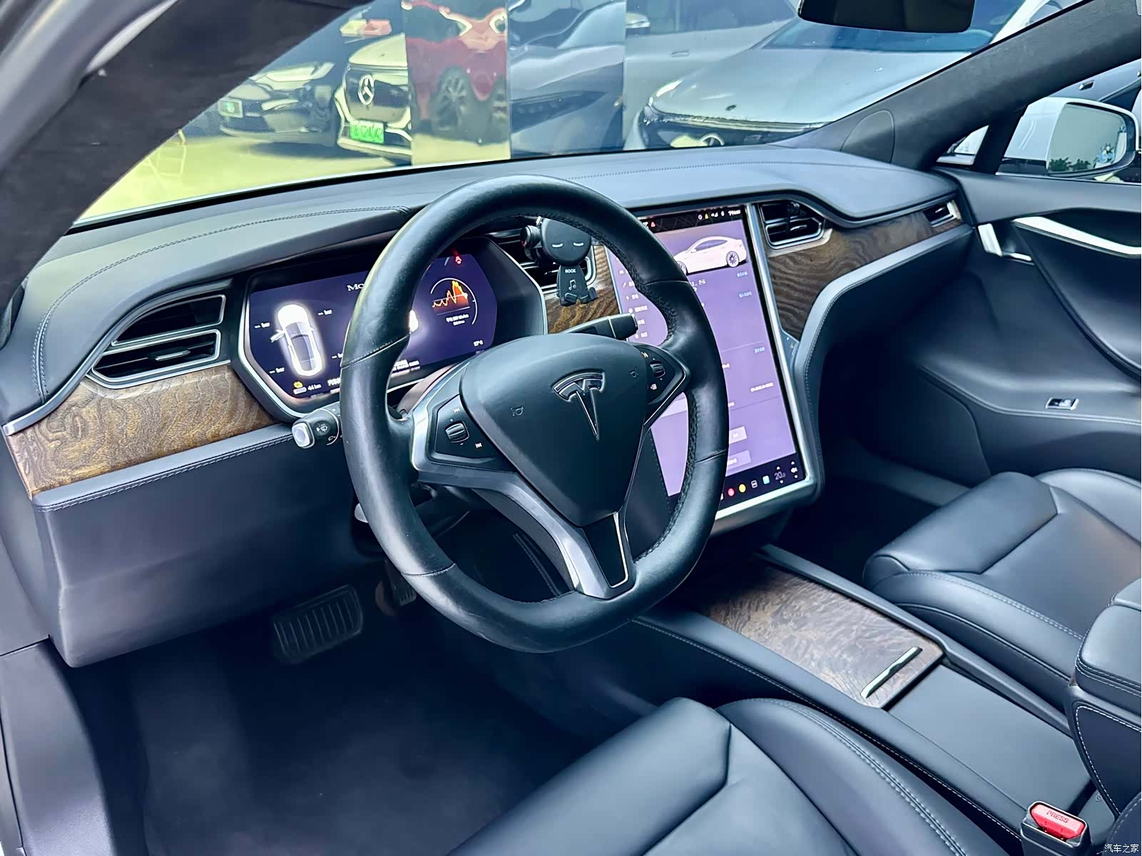 Tesla Model S, 2018 8