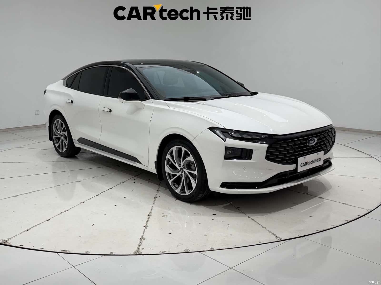 Ford Mondeo, 2025 4