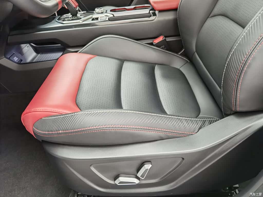 Geely Icon, 2021 20
