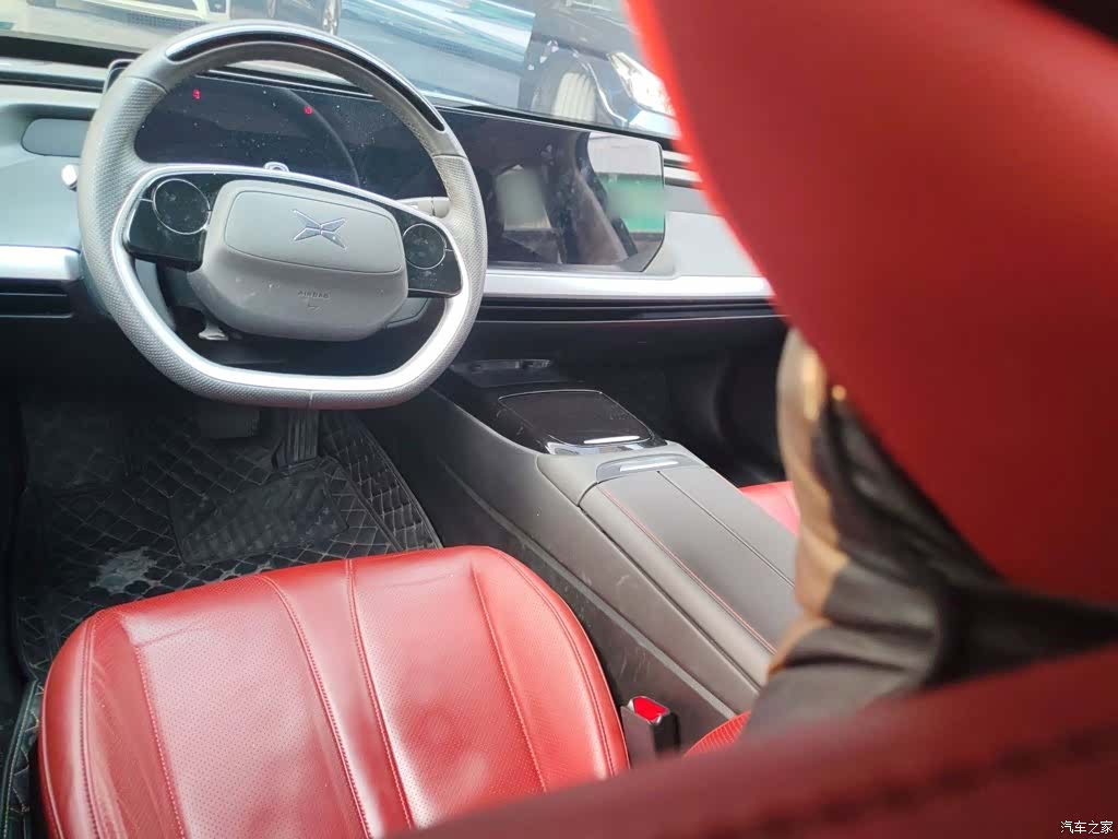 Xpeng P7, 2022 10