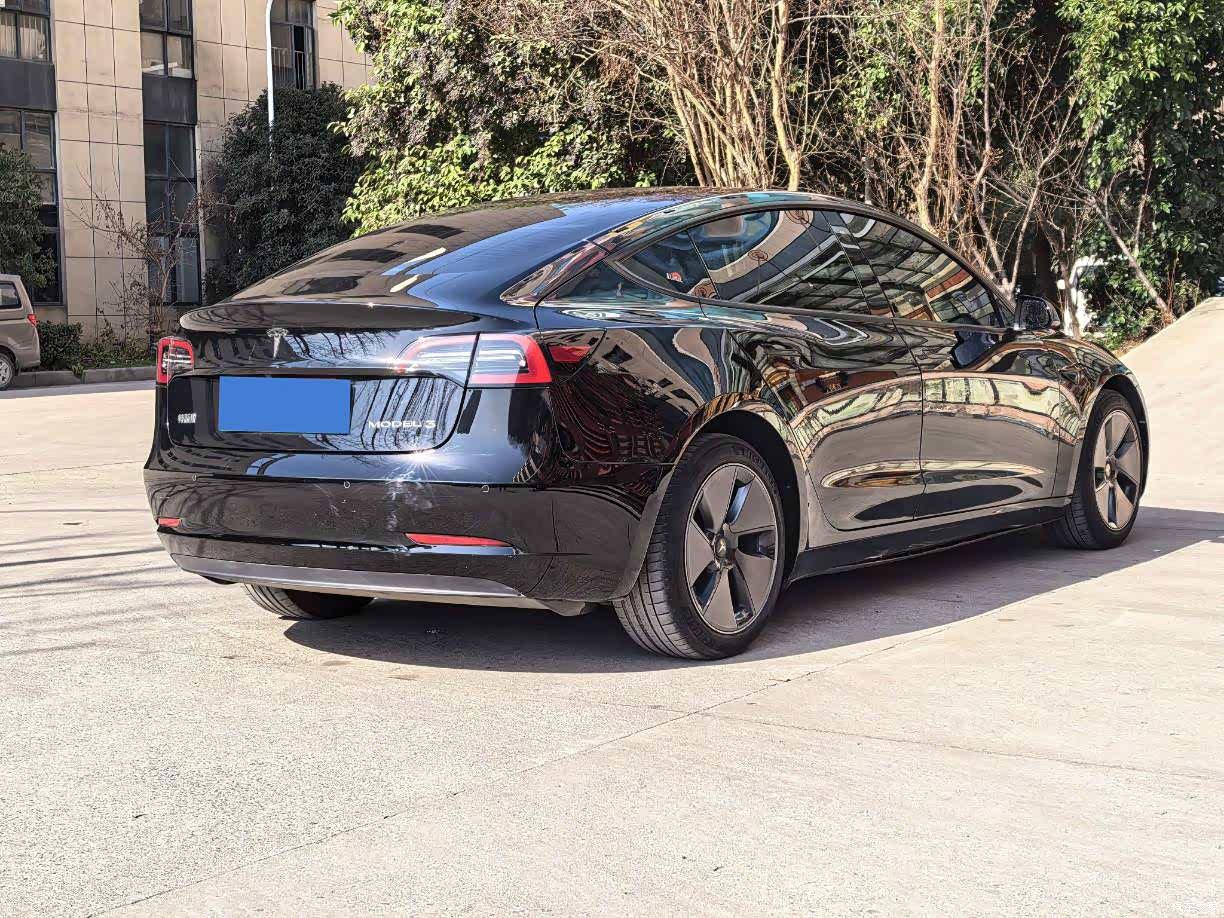 Tesla Model 3, 2022 7