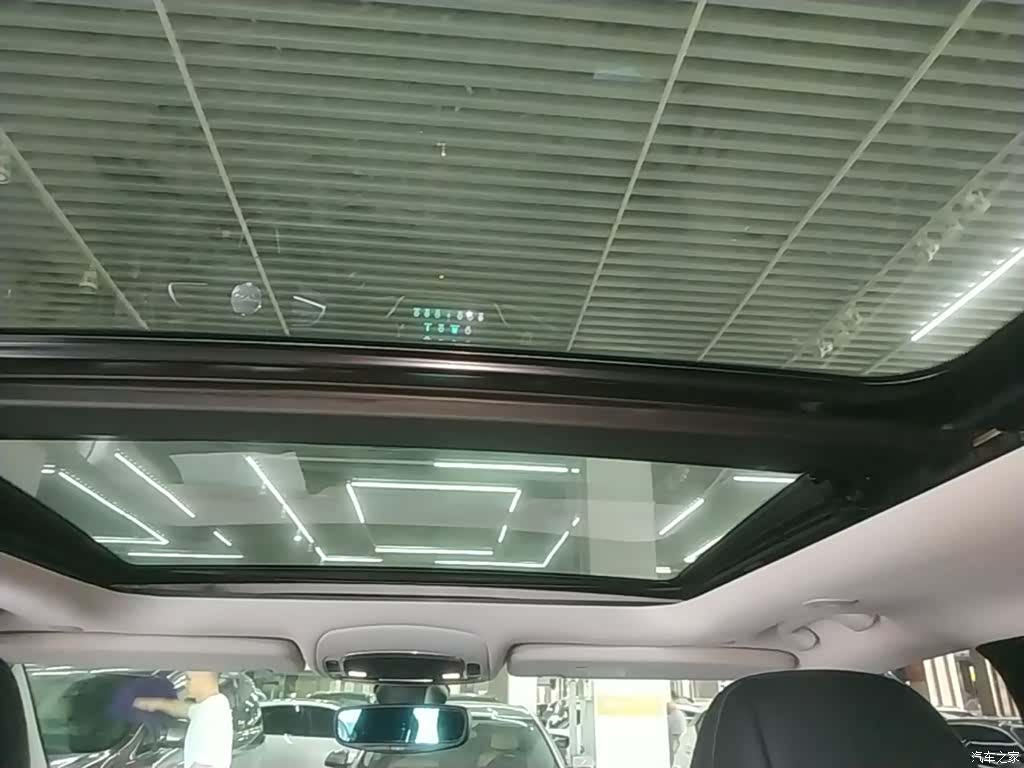 Jeep Grand Commander, 2019 18