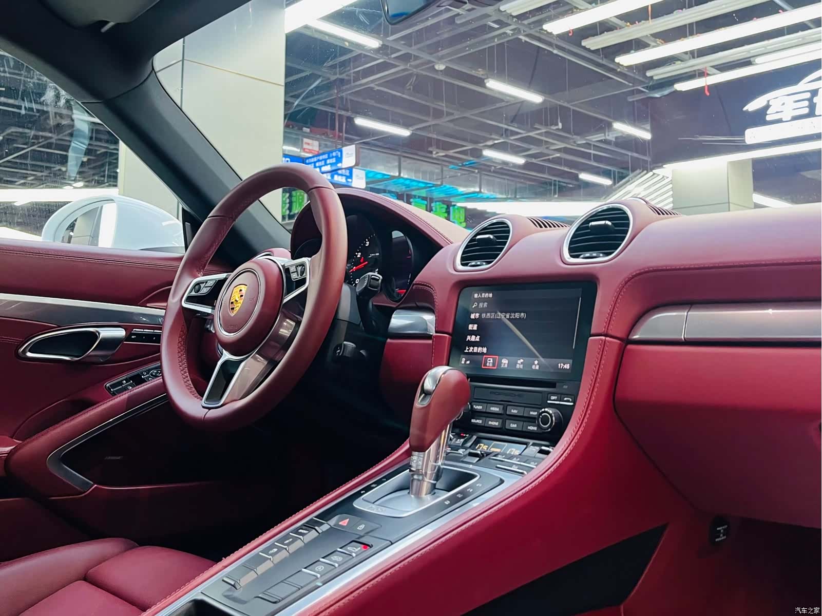 Porsche Cayman, 2022 10