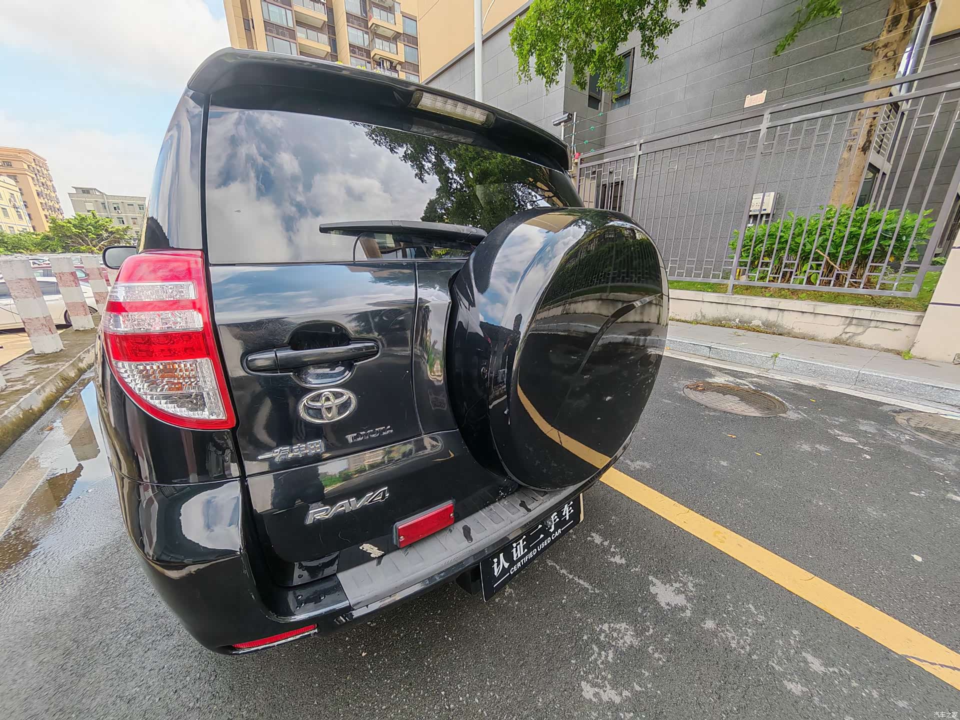 Toyota RAV4, 2011 7
