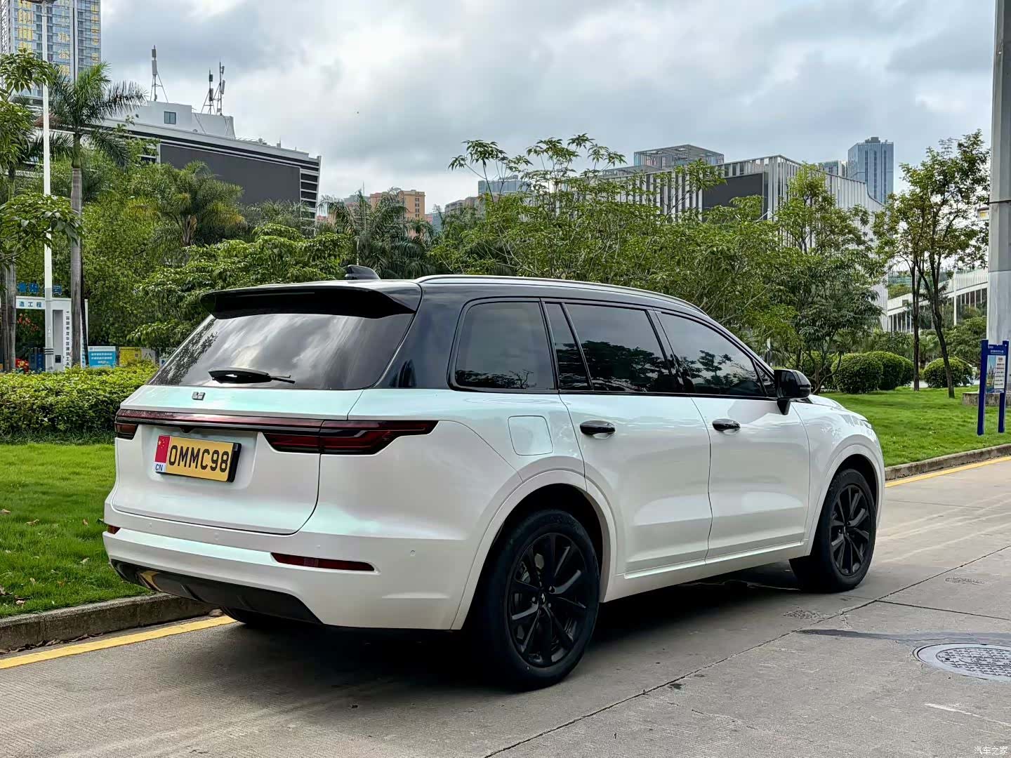 Li Auto ONE, 2022 4