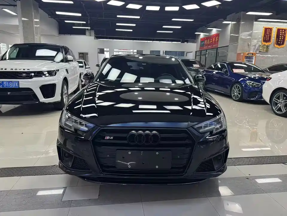Audi S4