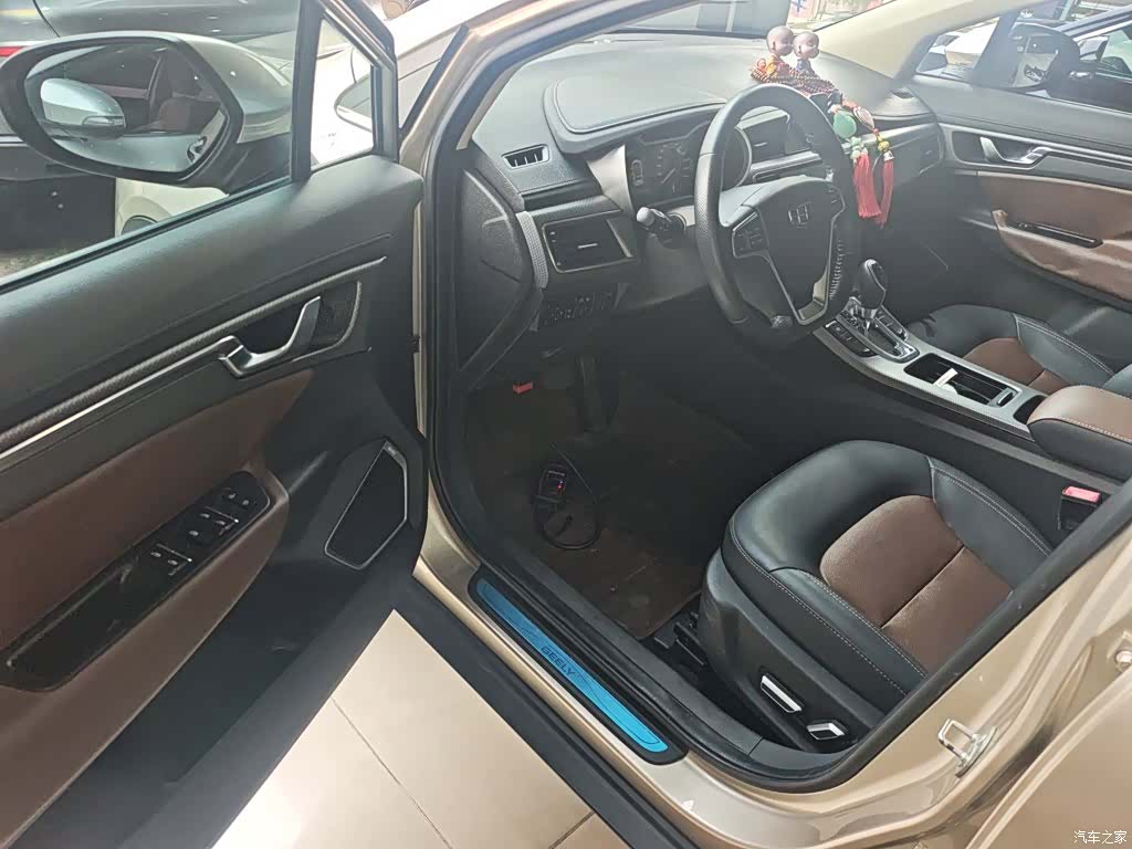 Geely Emgrand, 2017 12