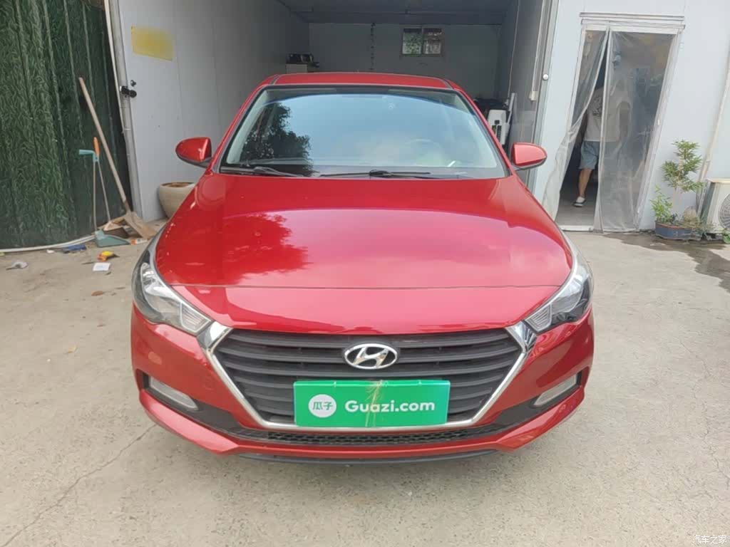Hyundai GLS, 2017 3