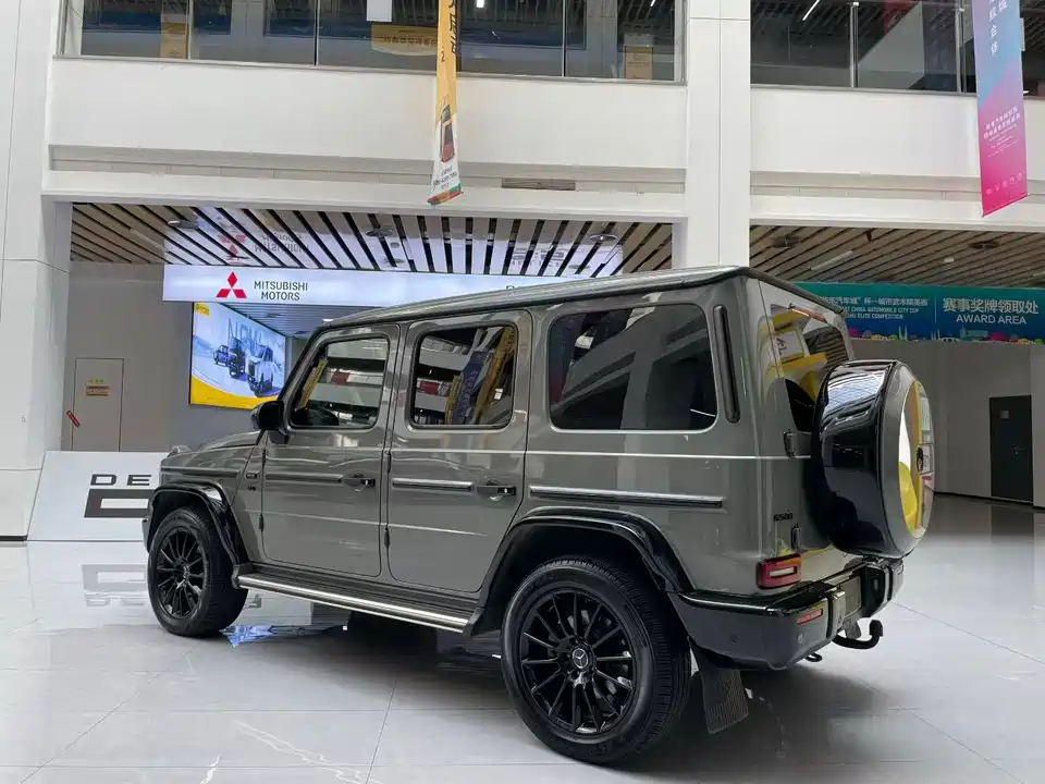 Mercedes-Benz G-class