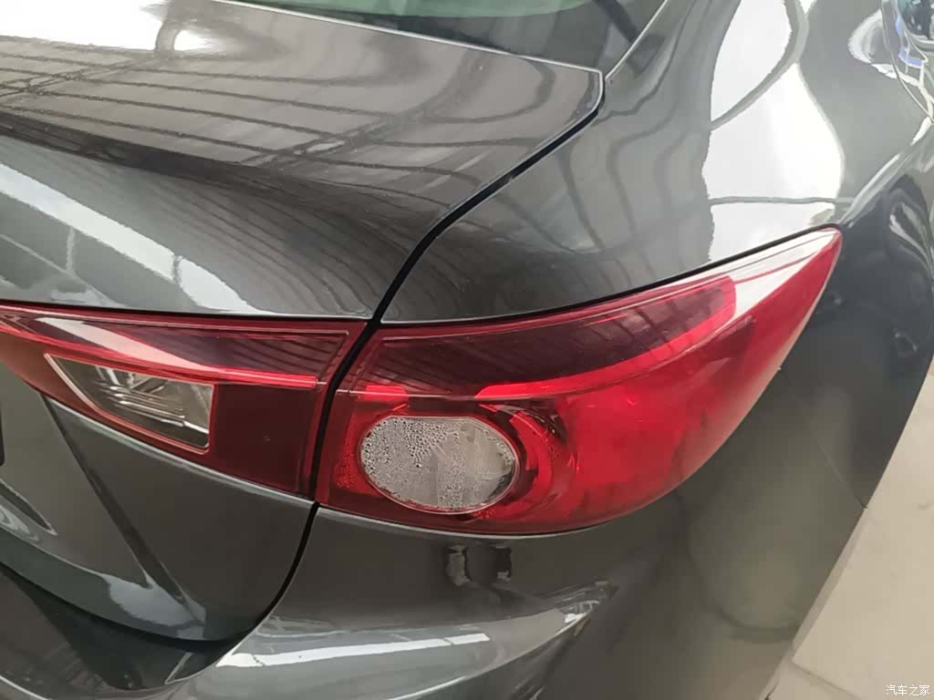 Mazda Mazda3, 2017 24