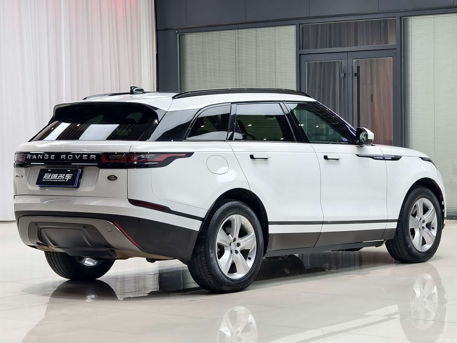 Land Rover Range Rover, 2023 12