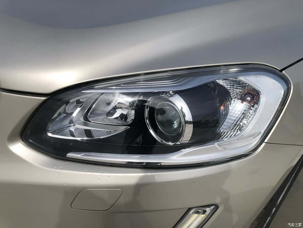 Volvo XC60, 2017 3