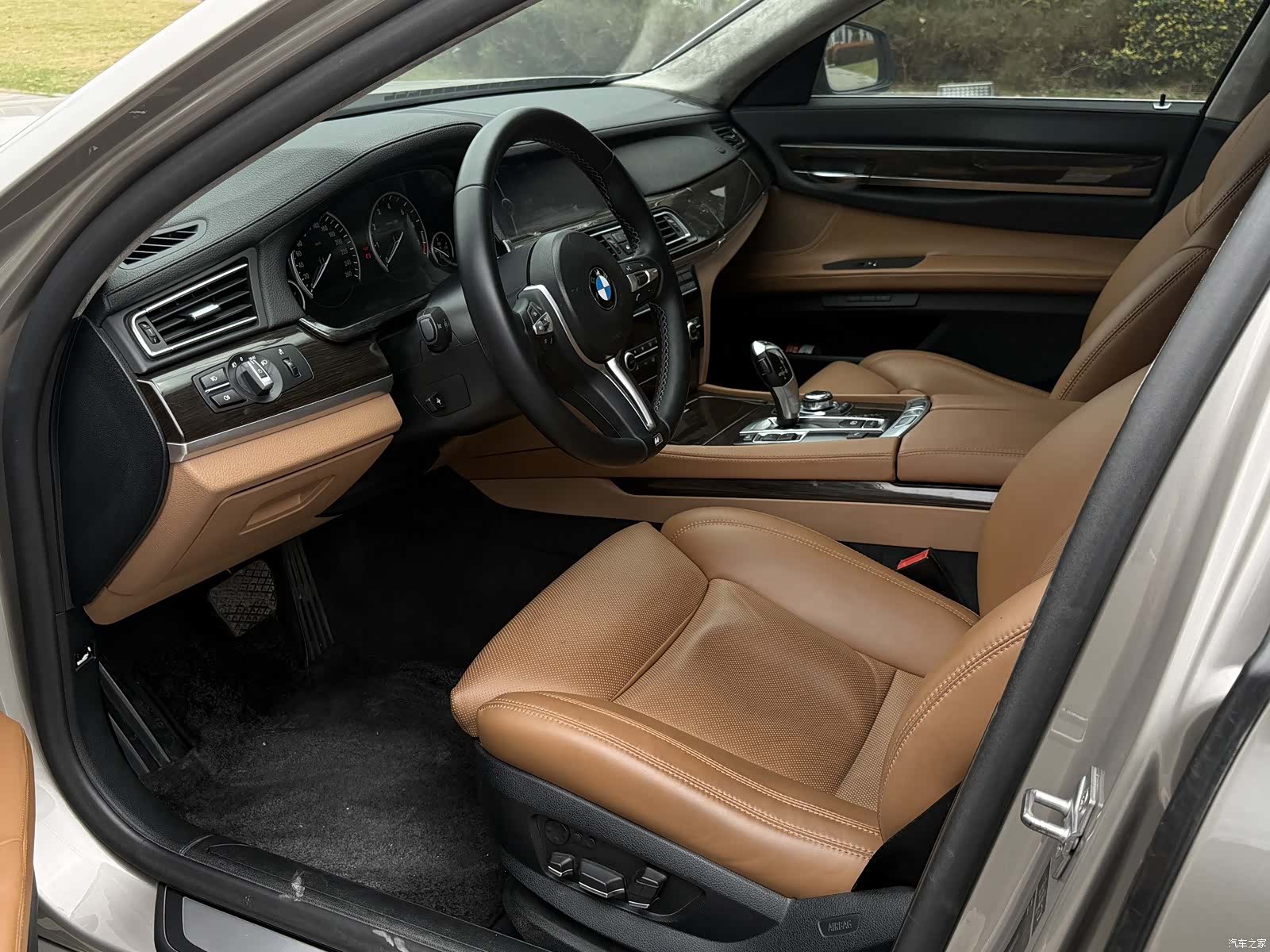 BMW 7 Series, 2011 9