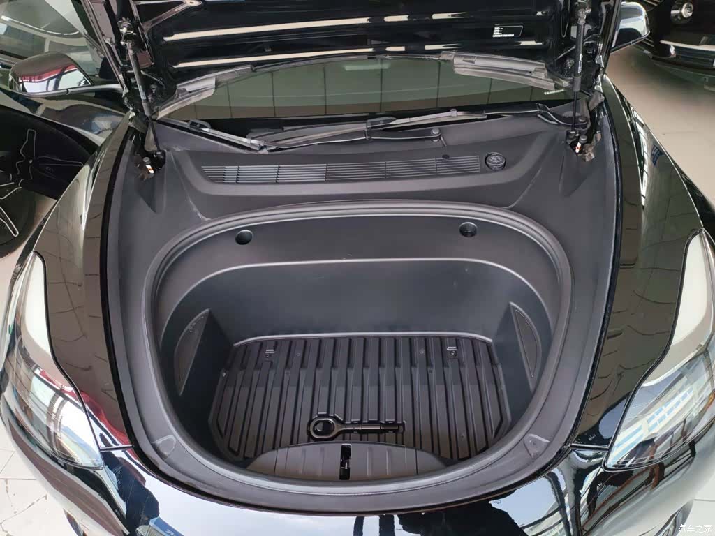 Tesla Model 3, 2021 16