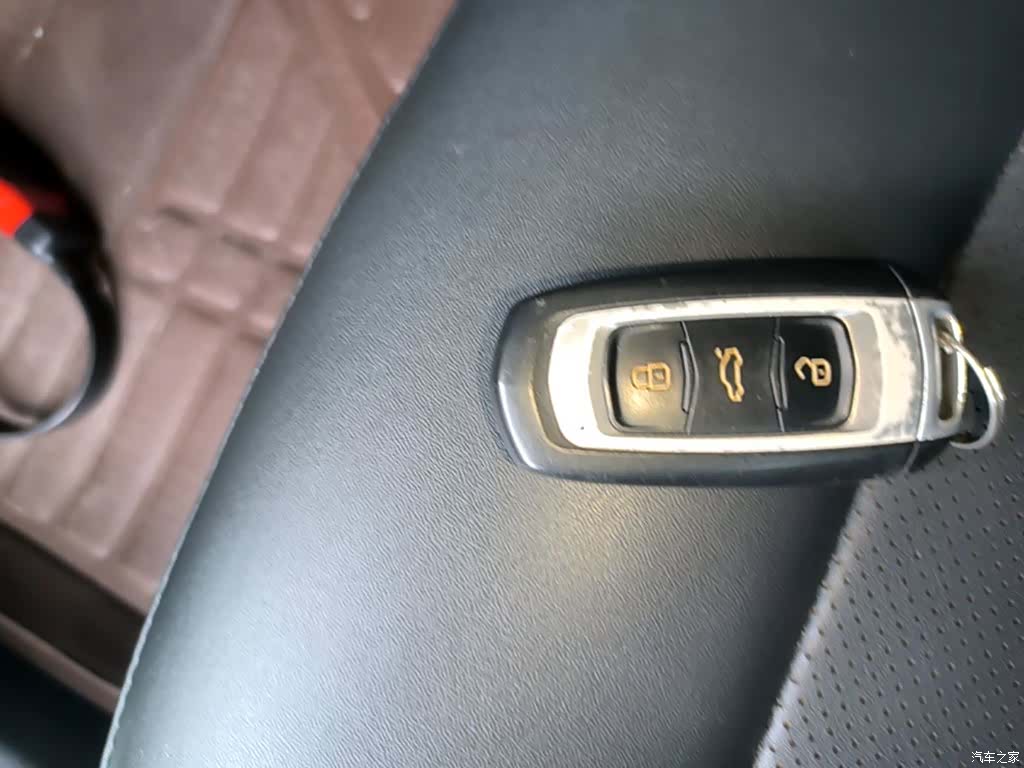 Geely Emgrand, 2018 9
