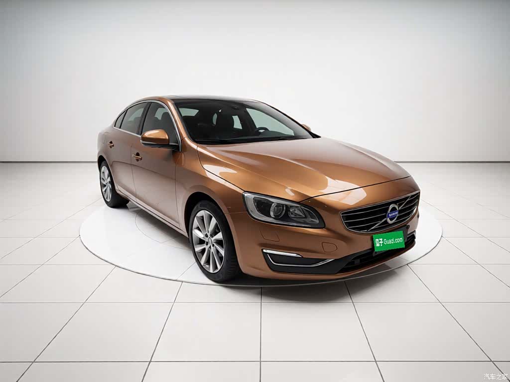 Volvo S60, 2014 4