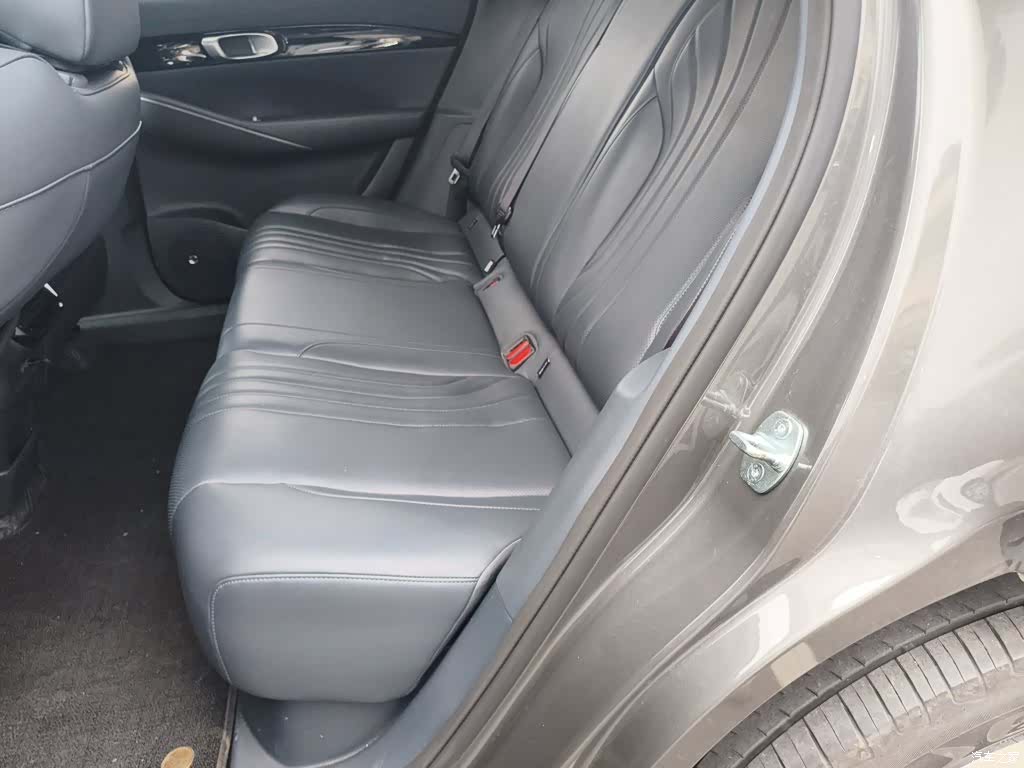 Geely Galaxy E5, 2025 15
