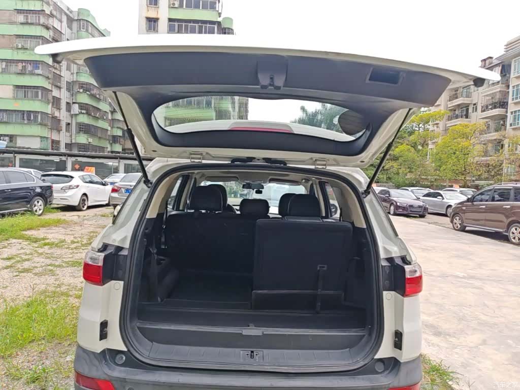 DongFeng S560, 2018 15