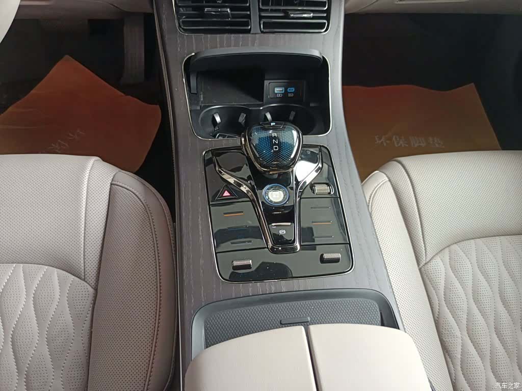 BYD Han, 2025 10