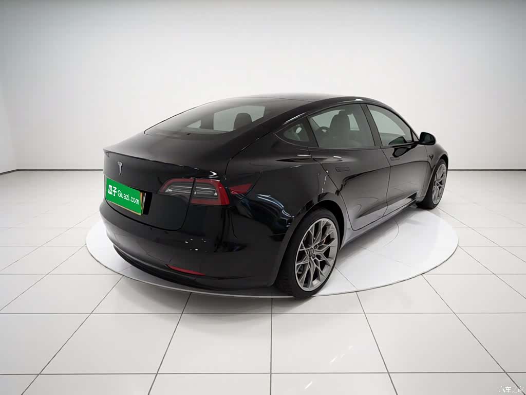 Tesla Model 3, 2021 все фото
