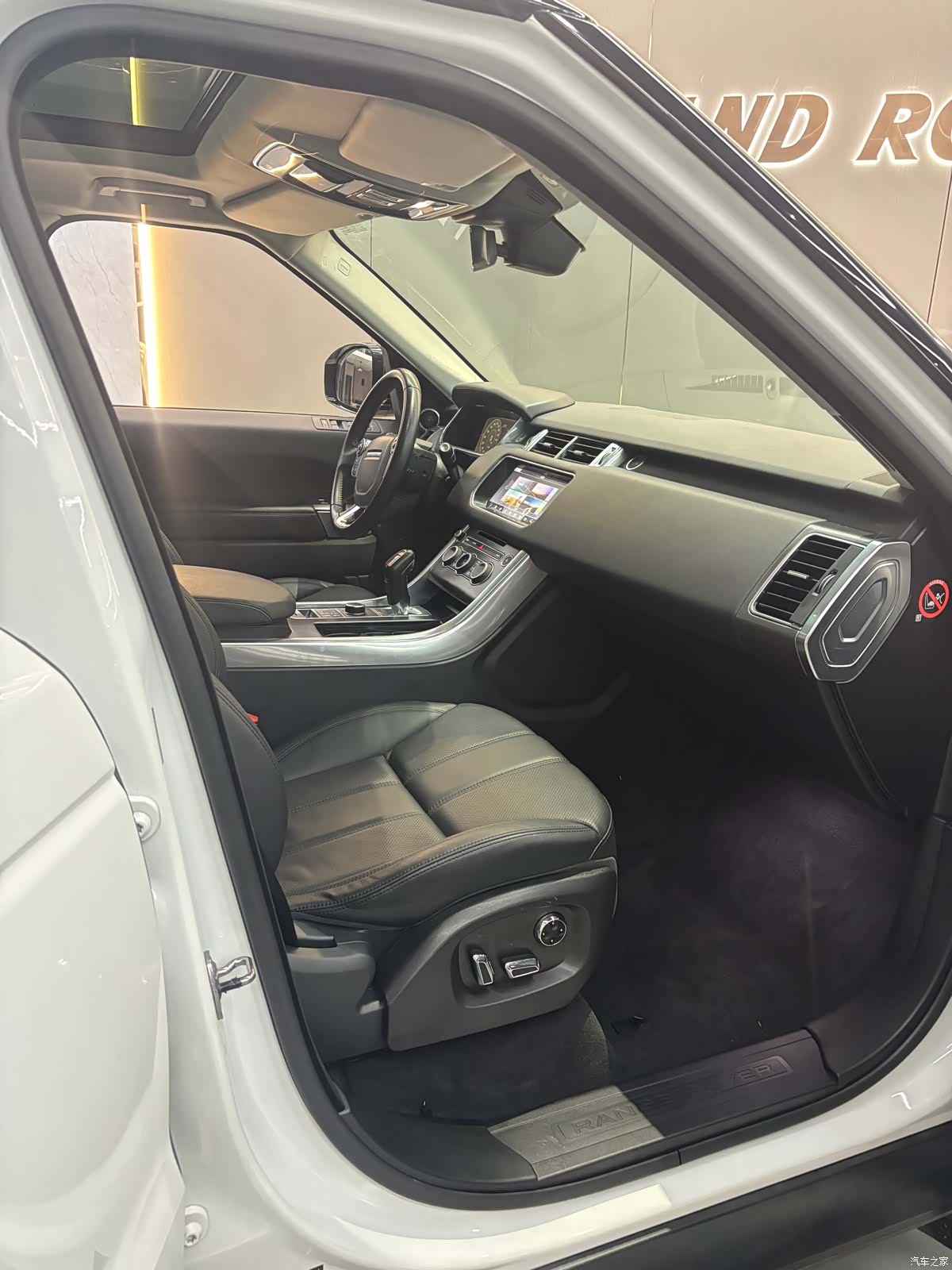 Land Rover Range Rover, 2018 11