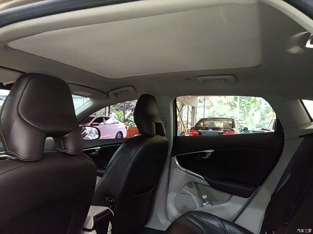 Volvo V40, 2016 8