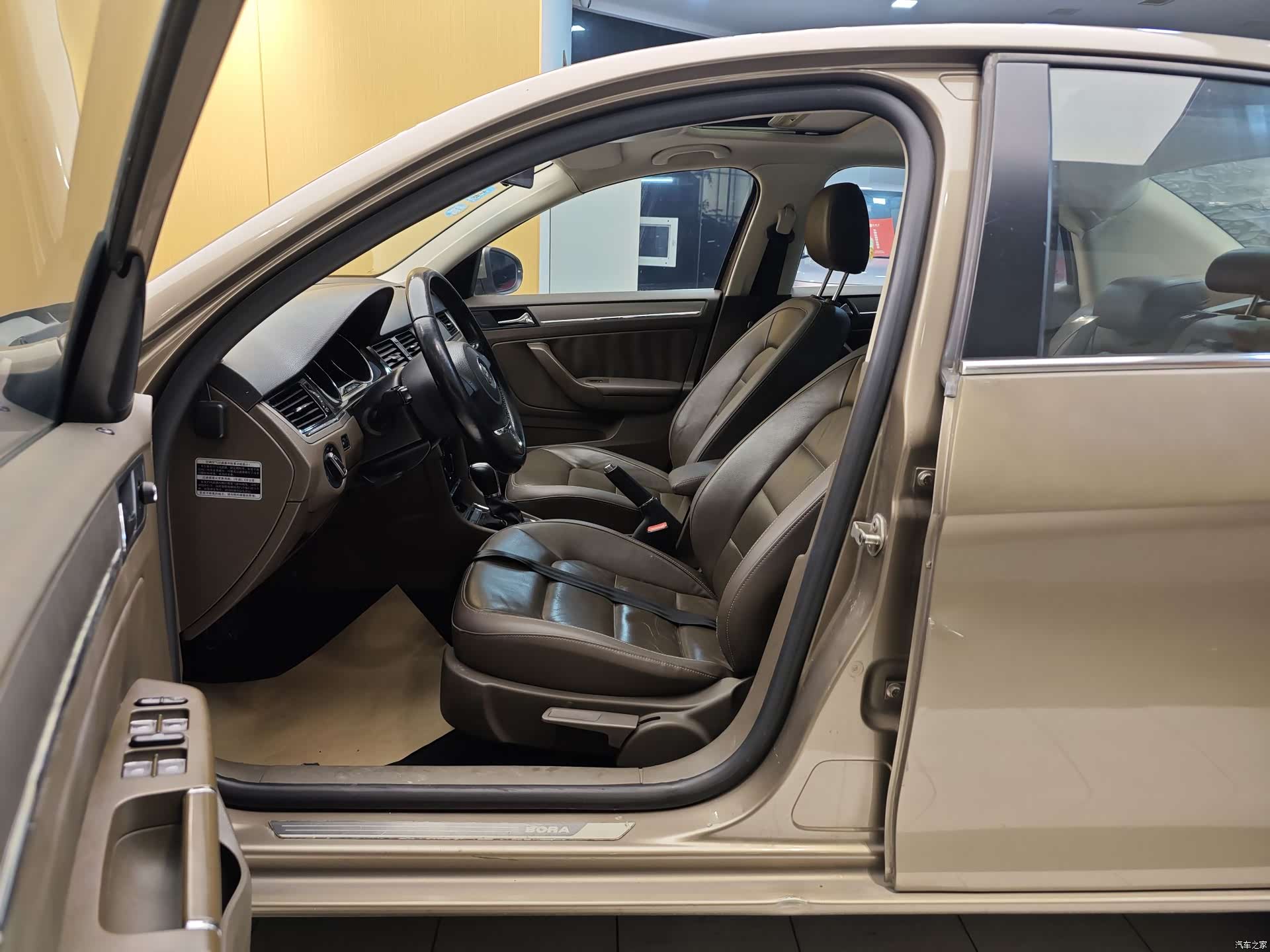 Volkswagen Bora, 2014 13