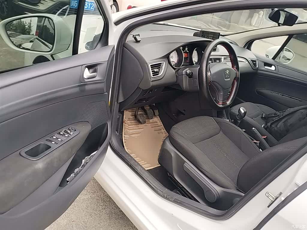 Peugeot 308, 2015 16