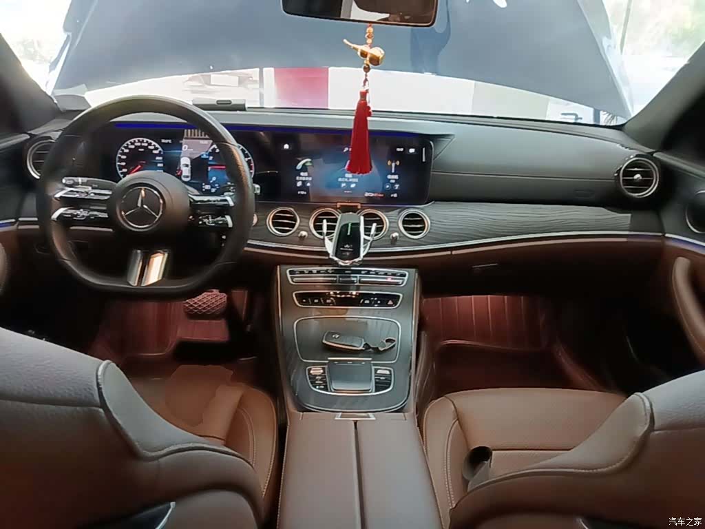 Mercedes-Benz E-Class, 2021 10